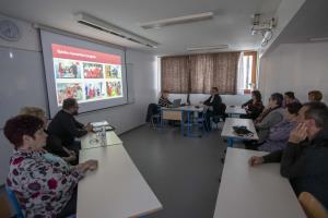 002 Rdeci kriz Foto atelje Postojna